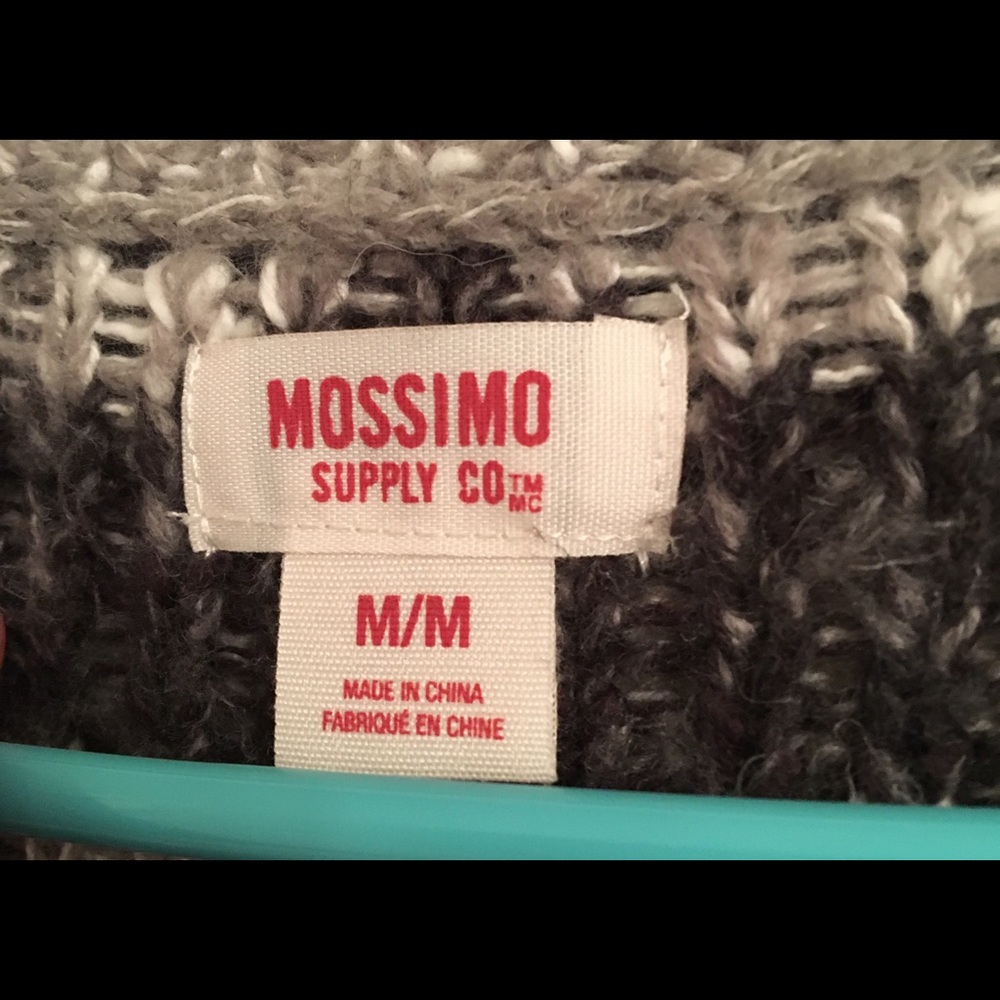 Mossimo tribal grey cardigan sweater like new. - Picture 3 of 3
